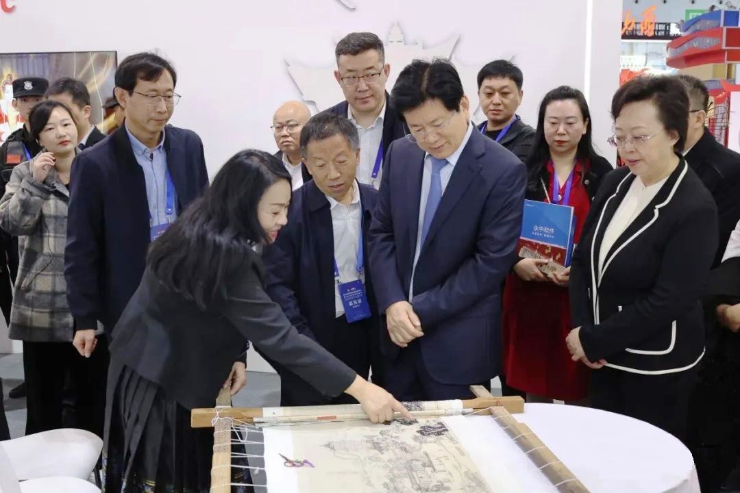 我省15家重點版企700余件展品亮相版博會