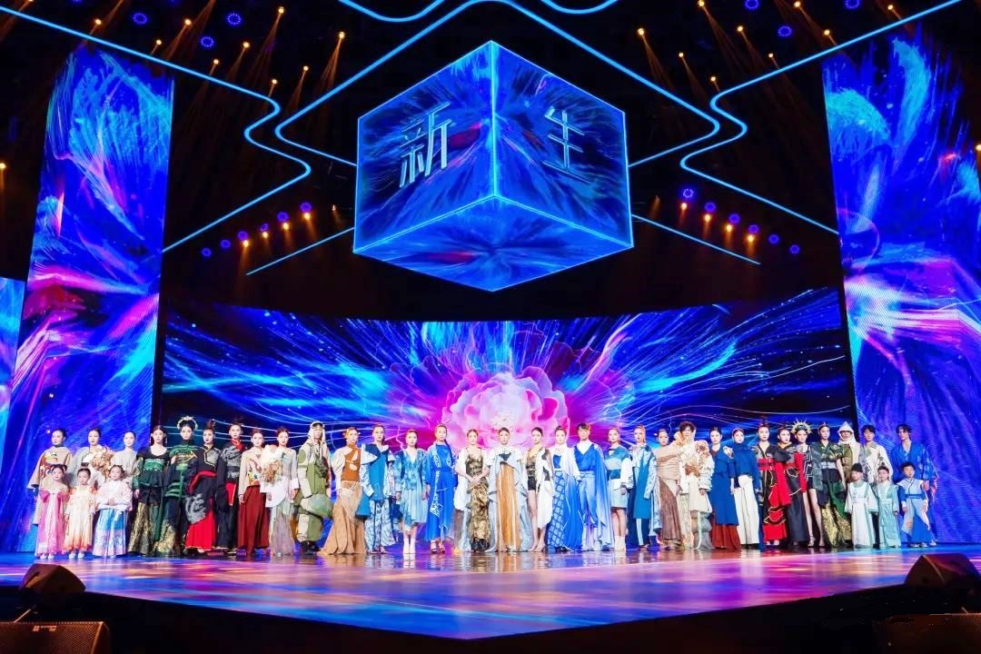 湖北省首屆文化產(chǎn)業(yè)創(chuàng)新創(chuàng)意設(shè)計大賽側(cè)記