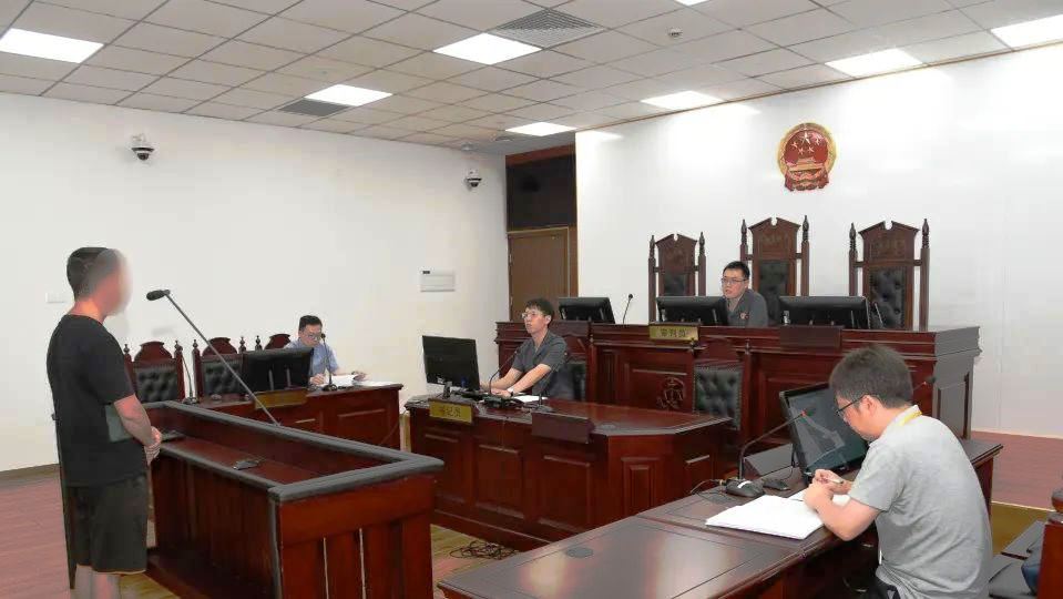 當(dāng)盜版刑法書籍遇到《刑法》第二百一十七條