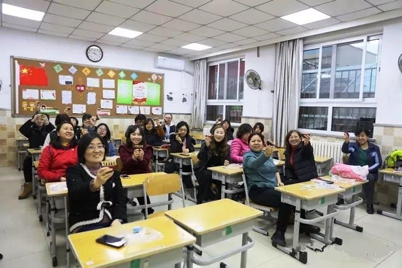  向文化要附加值 一把紅木梳200項(xiàng)專利版權(quán)