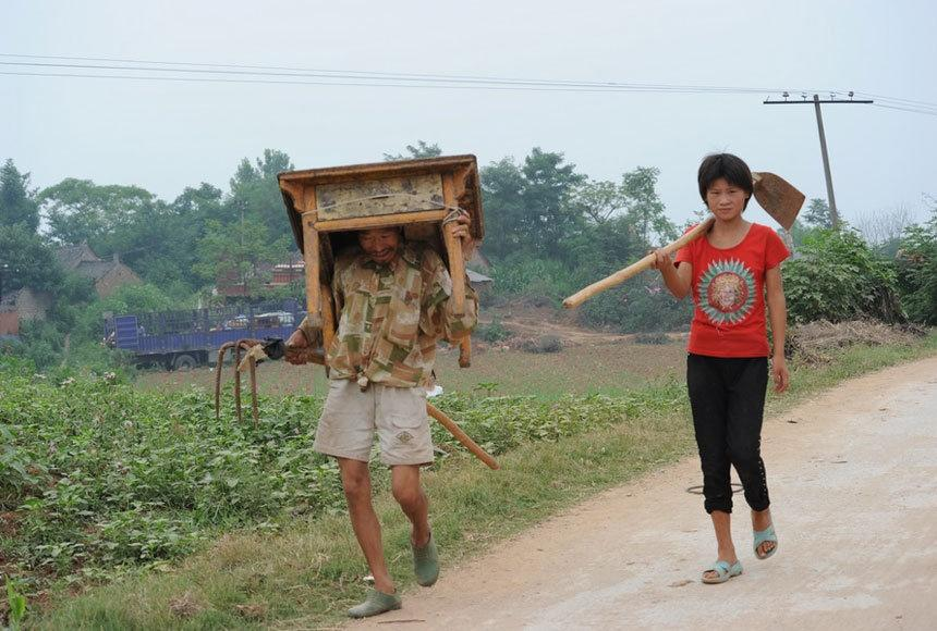 建設(shè)版權(quán)登記服務(wù)站助力縣域經(jīng)濟(jì)高質(zhì)量發(fā)展