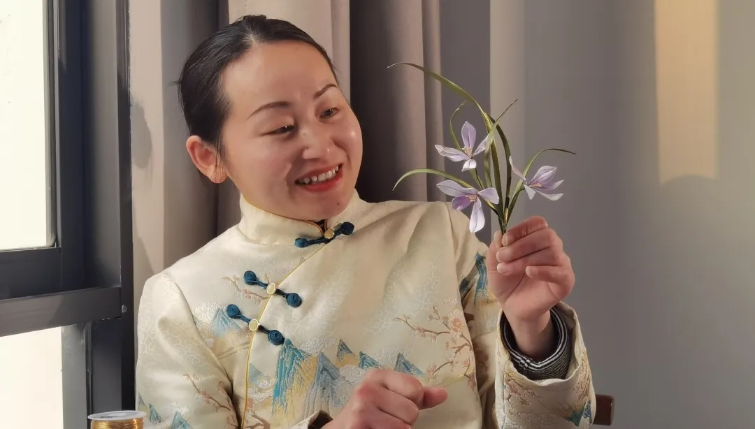 華中文交所:健全服務體系為產業(yè)發(fā)展蓄勢賦