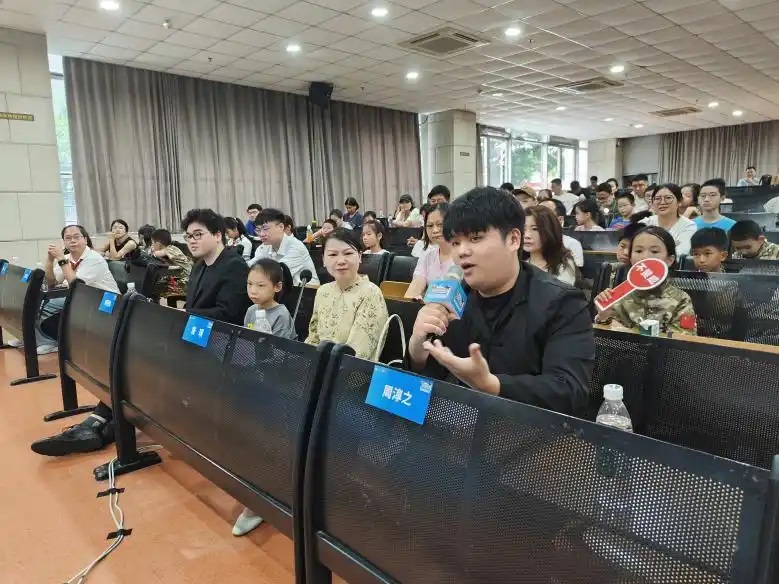 版權(quán)辯論賽：好作品和好受眾  誰成就誰？