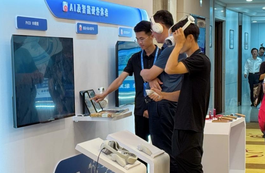 中國網(wǎng)文大會(huì)：年?duì)I收495億元 出海75萬部