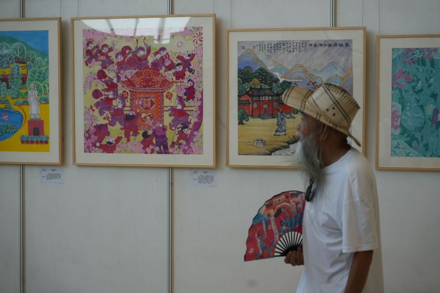 全國(guó)農(nóng)民畫(huà)創(chuàng)作交流邀請(qǐng)展在湖北黃岡市舉行