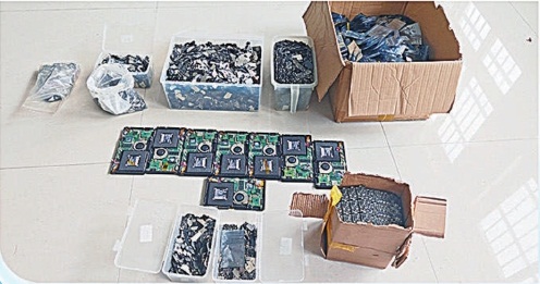 利用技術(shù)代工接私活  信息工程師的自毀之路