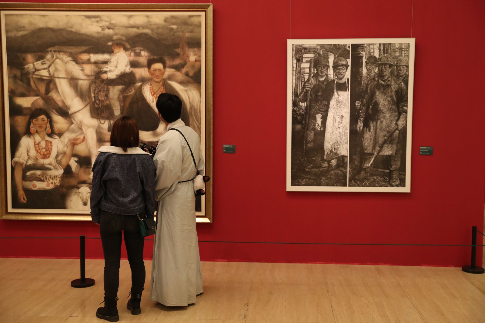 世紀(jì)美育——湖北美院百年藝術(shù)文獻(xiàn)作品展舉行