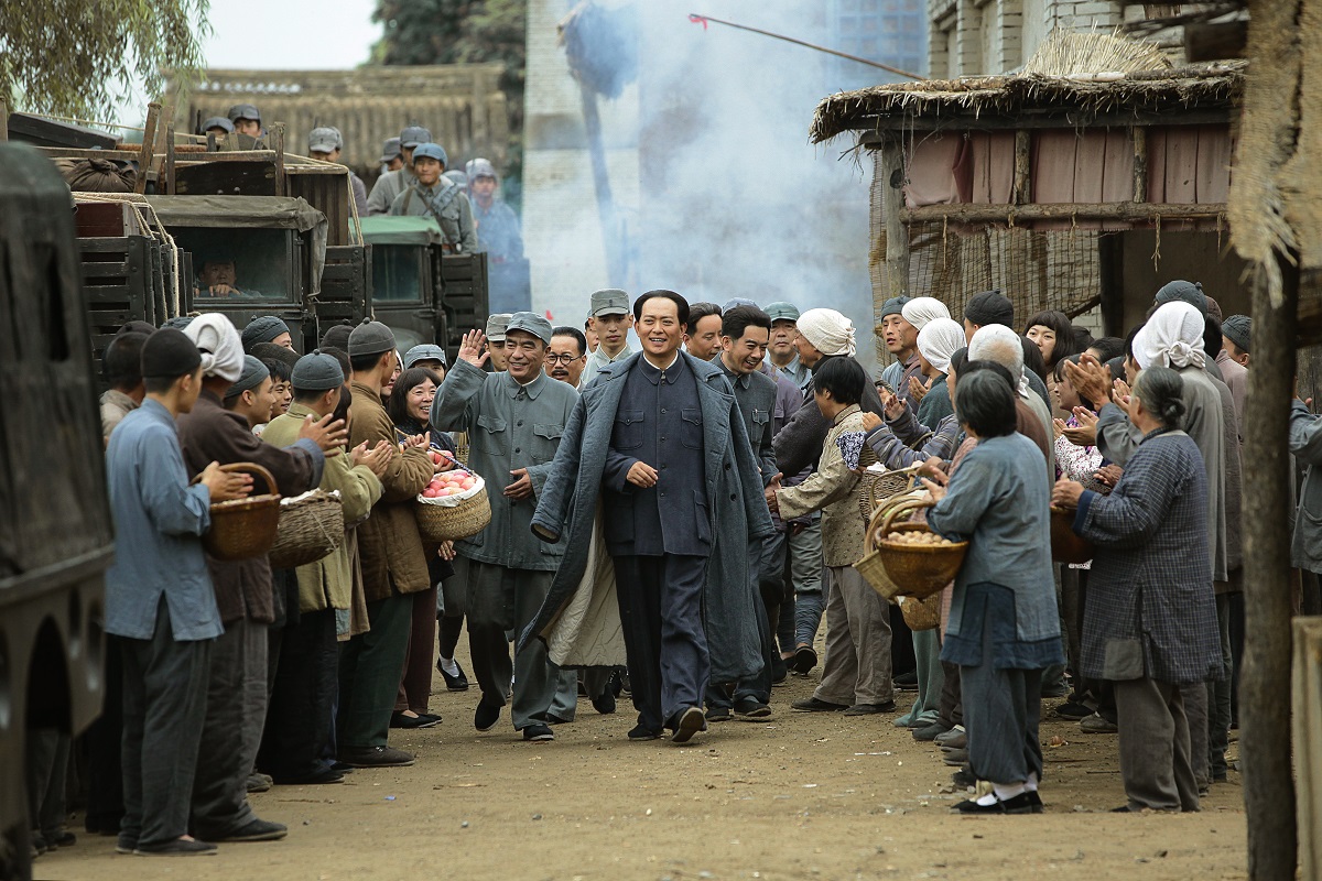 鄂版電視劇《西柏坡的警鐘》引發(fā)追劇熱潮