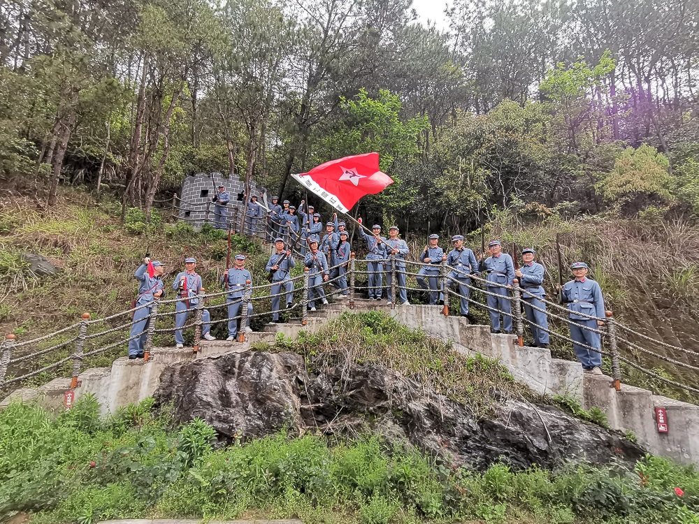 中心與華中文交所聯(lián)合開展黨史學習教育活動