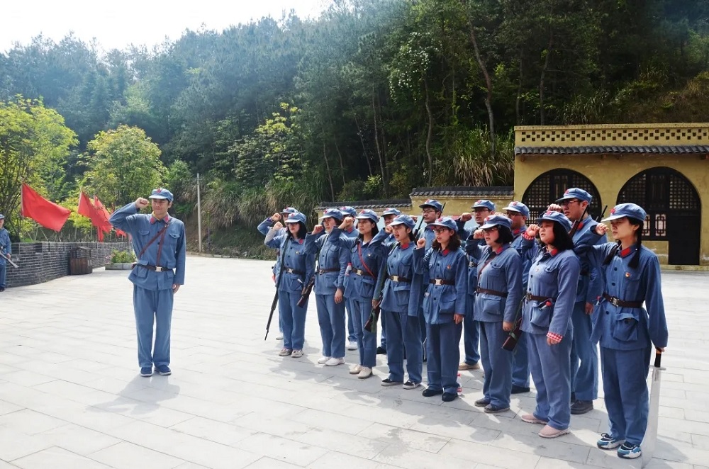 中心與華中文交所聯(lián)合開展黨史學習教育活動