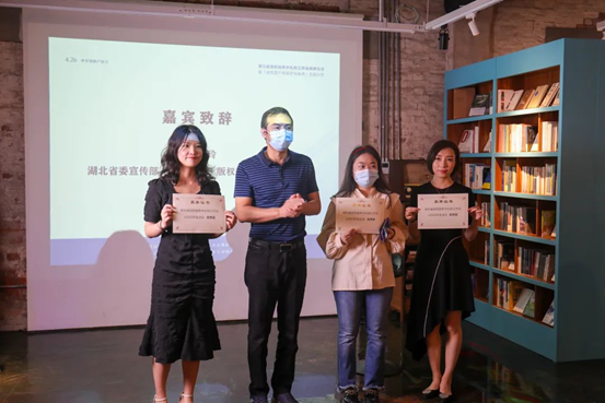 “版權(quán)資產(chǎn)的保護(hù)與運(yùn)營(yíng)”主題沙龍?jiān)谥卸Y和版權(quán)服務(wù)站舉行